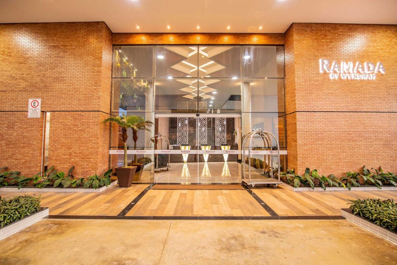Ramada By Wyndham Manaus Torres Center Hotel Exterior foto